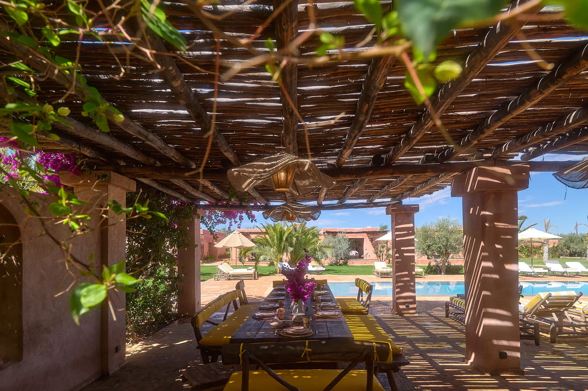 Villa Yemna pool with terrace, pergola and gardens